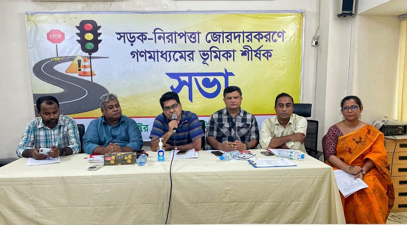 নিরাপদ ঈদযাত্রায় ফিটনেসবিহীন যানবাহন চলাচল বন্ধের সুপারিশ
